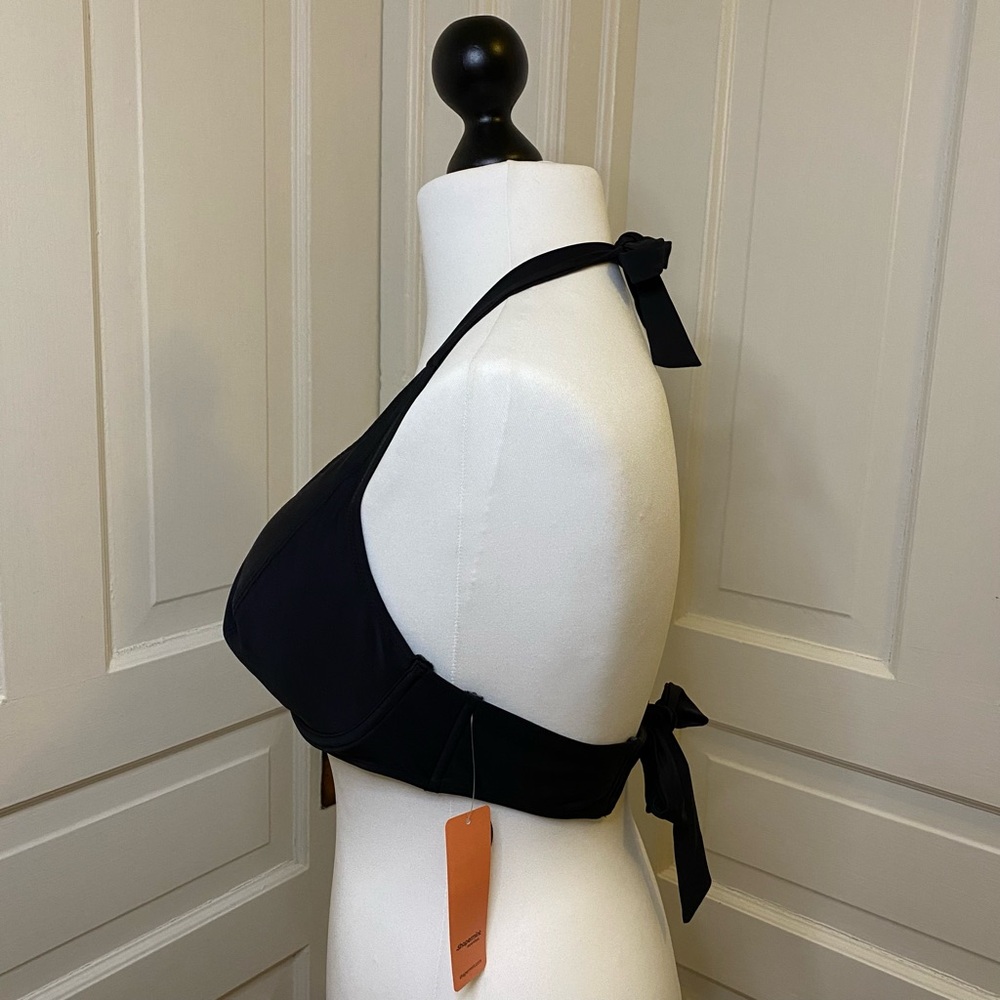 Essentials Full Coverage Halter Bikini Top - Picture 3 of 7